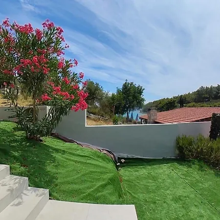 Bell'aria Korcula アパート ヴェラ・ルカ